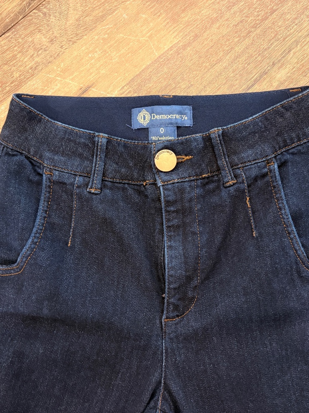 Democracy Women's Ab Solution Wide Leg Jean NWOT Size 0